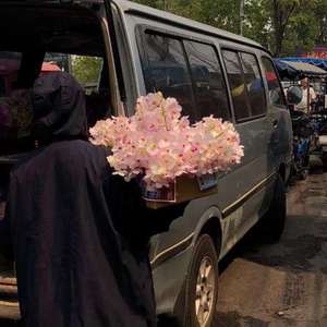 亚洲一区二区三区五区巨乳
